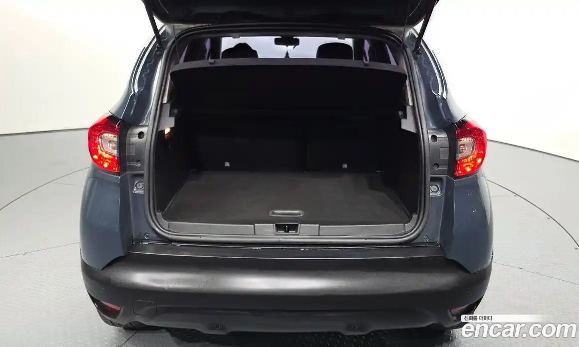 Renault QM3 2017 1.5 Автомат в Москве № 423193, фото 20