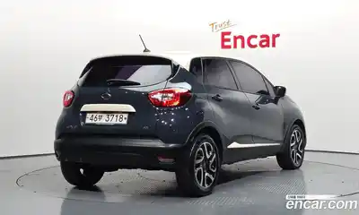 Renault QM3 2017 1.5 Автомат в Москве № 423193, миниатюра 2