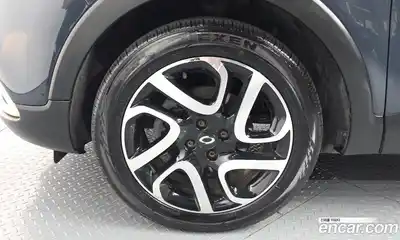 Renault QM3 2017 1.5 Автомат в Москве № 423193, миниатюра 5