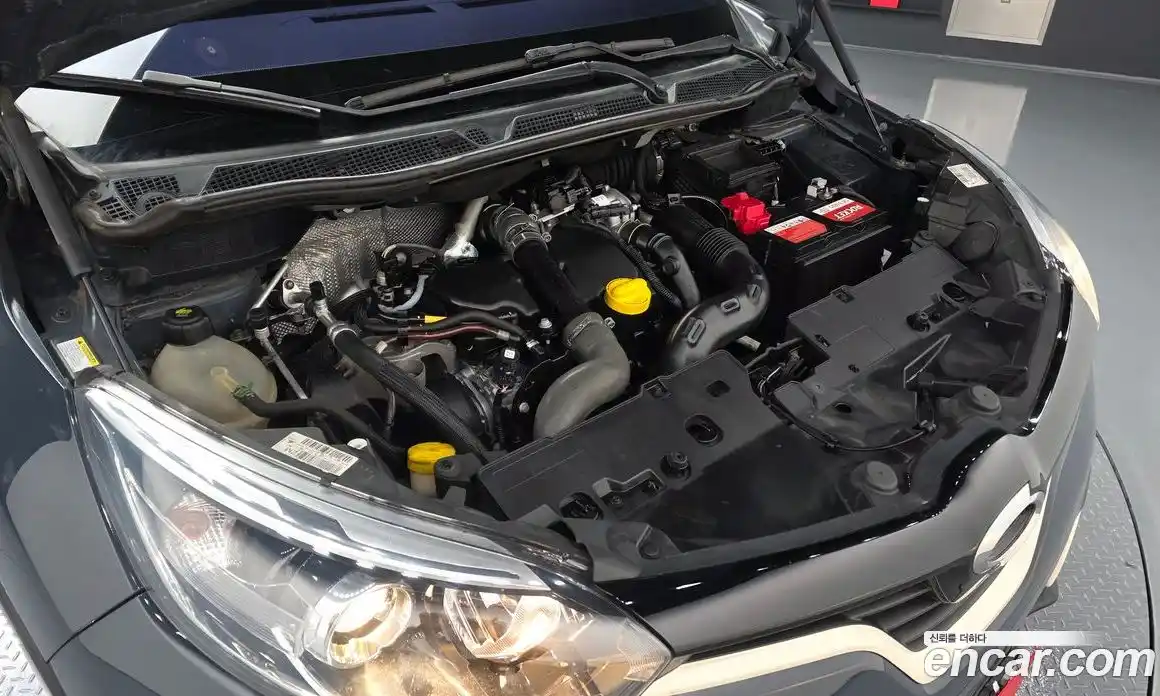 Renault QM3 2017 1.5 Автомат в Москве № 423193, фото 6