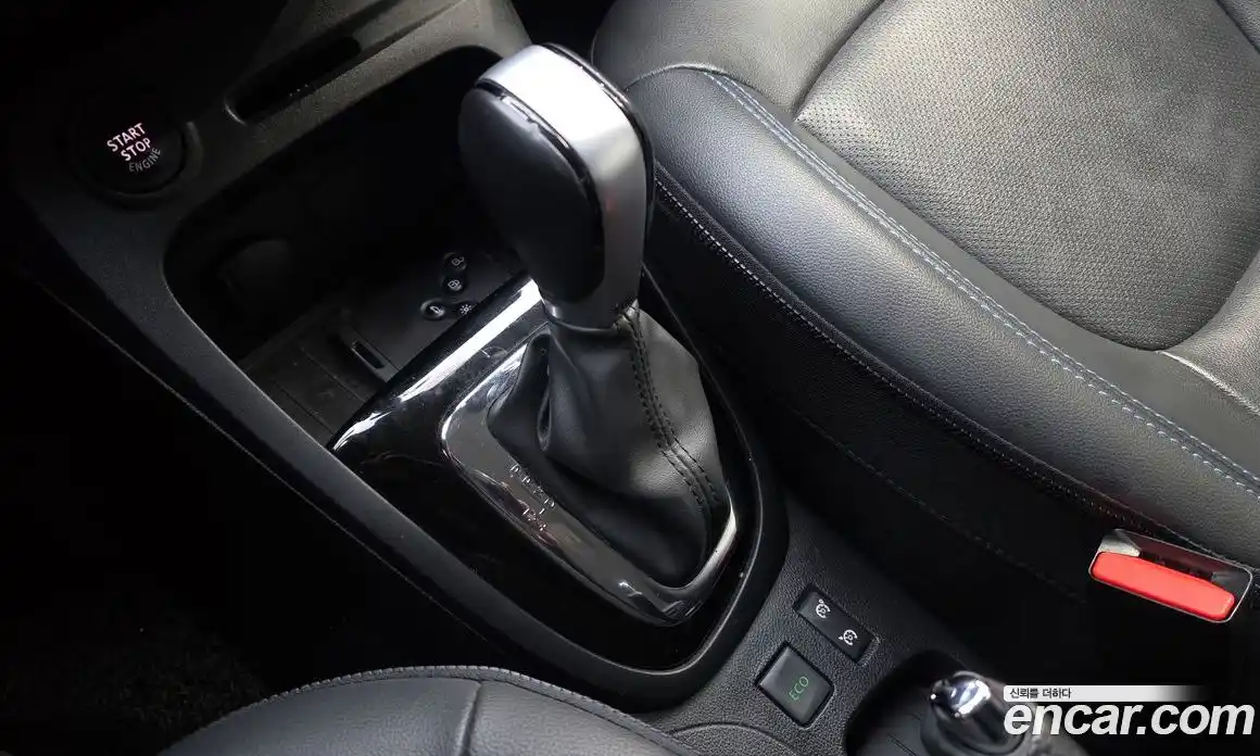 Renault QM3 2017 1.5 Автомат в Москве № 423193, фото 9