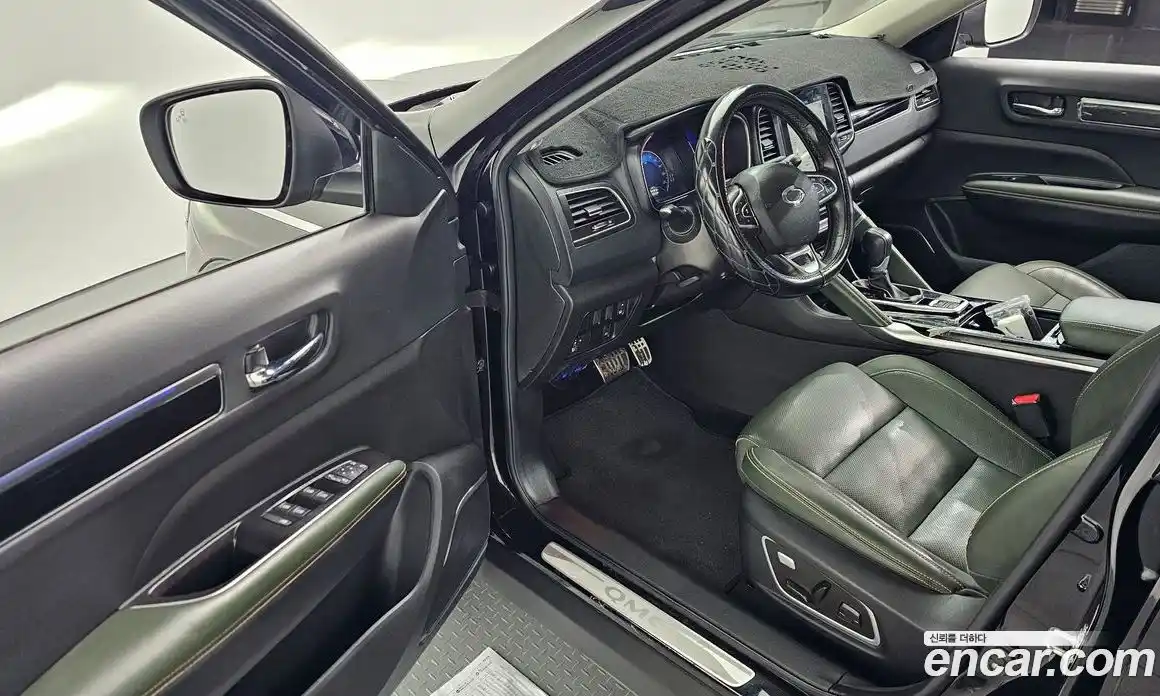 Renault QM6 2024 2.0 Автомат в Москве № 423230, фото 11