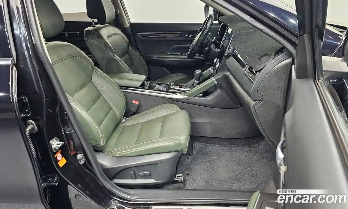 Renault QM6 2024 2.0 Автомат в Москве № 423230, фото 10