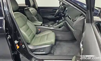 Renault QM6 2024 2.0 Автомат в Москве № 423230, миниатюра 10