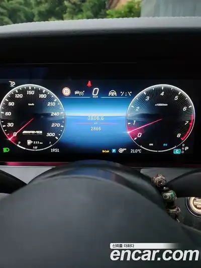 Mercedes-Benz AMG GT 2024 3.0 Автомат в Москве № 426806, миниатюра 9