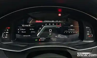 Audi A6 2023 2.0 Автомат в Москве № 428791, миниатюра 7