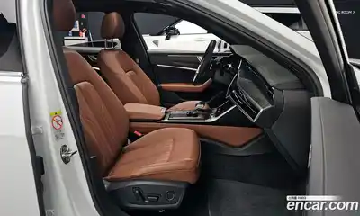 Audi A6 2023 2.0 Автомат в Москве № 428791, миниатюра 9