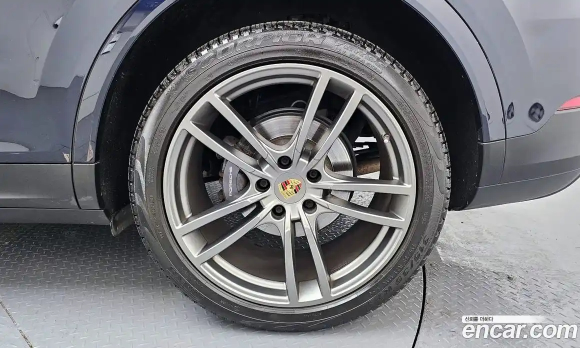 Porsche Cayenne 2022 3.0 Автомат в Москве № 430491, фото 5