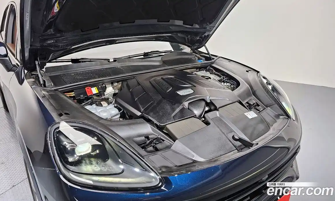 Porsche Cayenne 2022 3.0 Автомат в Москве № 430491, фото 6