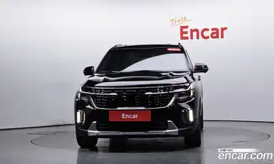 Kia Seltos 2023 2.0 Автомат в Москве № 451772, миниатюра 2