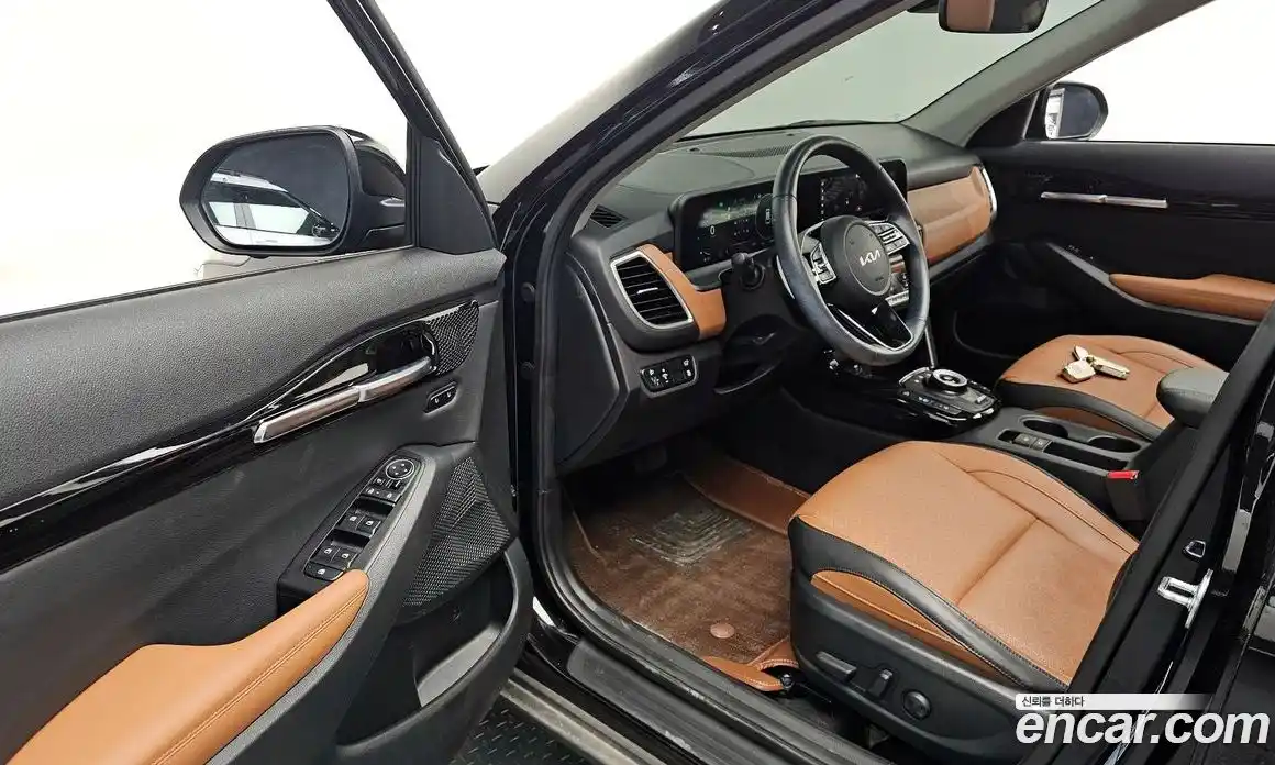 Kia Seltos 2023 2.0 Автомат в Москве № 451772, фото 10