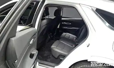 Genesis GV70 2024 2.5 Автомат в Москве № 452993, миниатюра 12