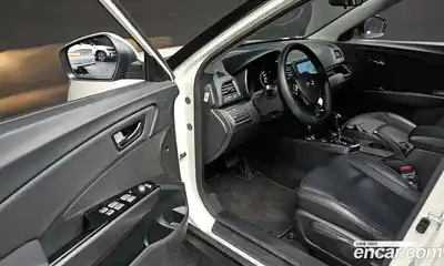 SsangYong TIBOLI 2017 1.6 Автомат в Москве № 454118, миниатюра 10