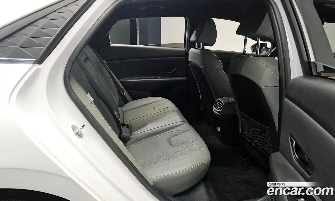 Hyundai Avante 2024 1.6 Автомат в Москве № 45462, фото 11