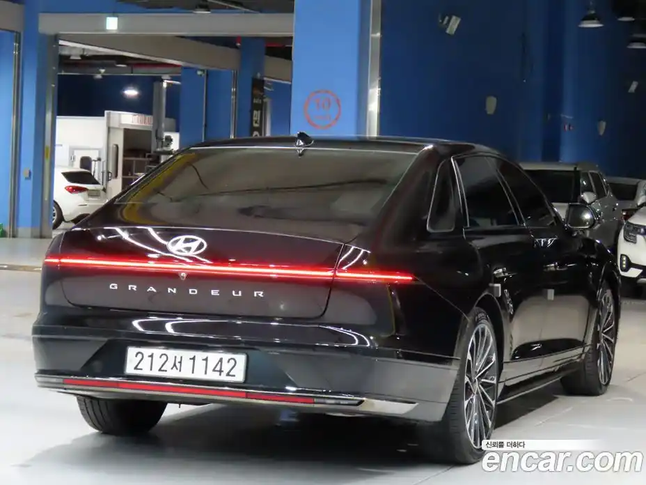 Hyundai Grandeur 2023 3.5 Автомат в Москве № 457283, фото 4