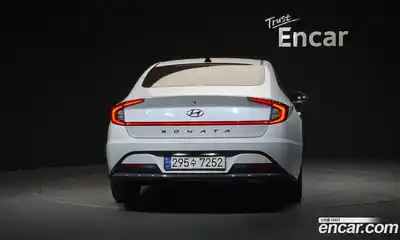 Hyundai Sonata 2021 2.0 Автомат в Москве № 458842, миниатюра 4