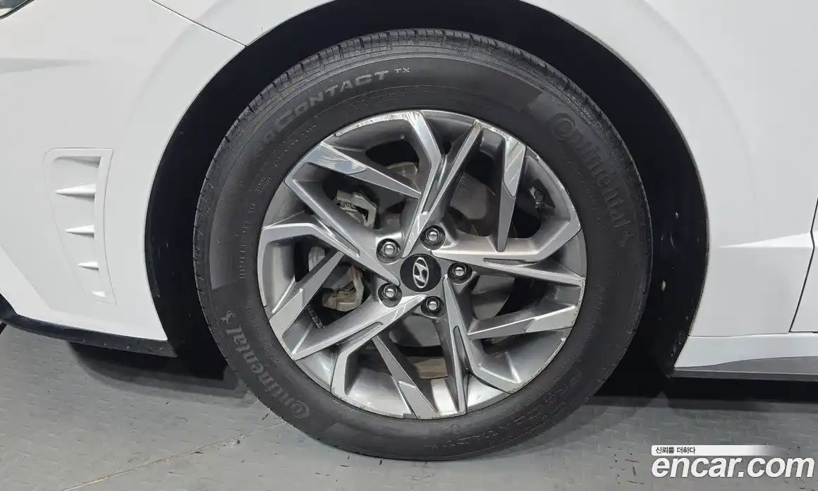 Hyundai Sonata 2021 2.0 Автомат в Москве № 458842, фото 5