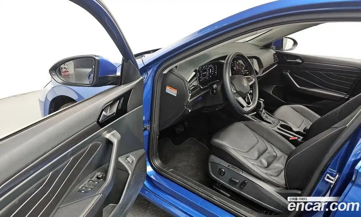 Volkswagen Jetta 2023 1.5 Автомат в Москве № 469533, фото 10