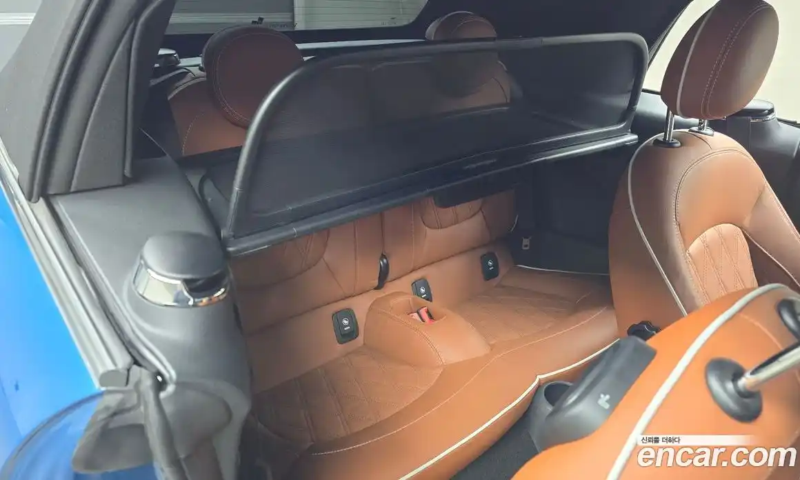 Mini Cooper Convertible 2024 2.0 Автомат в Москве № 471834, фото 12