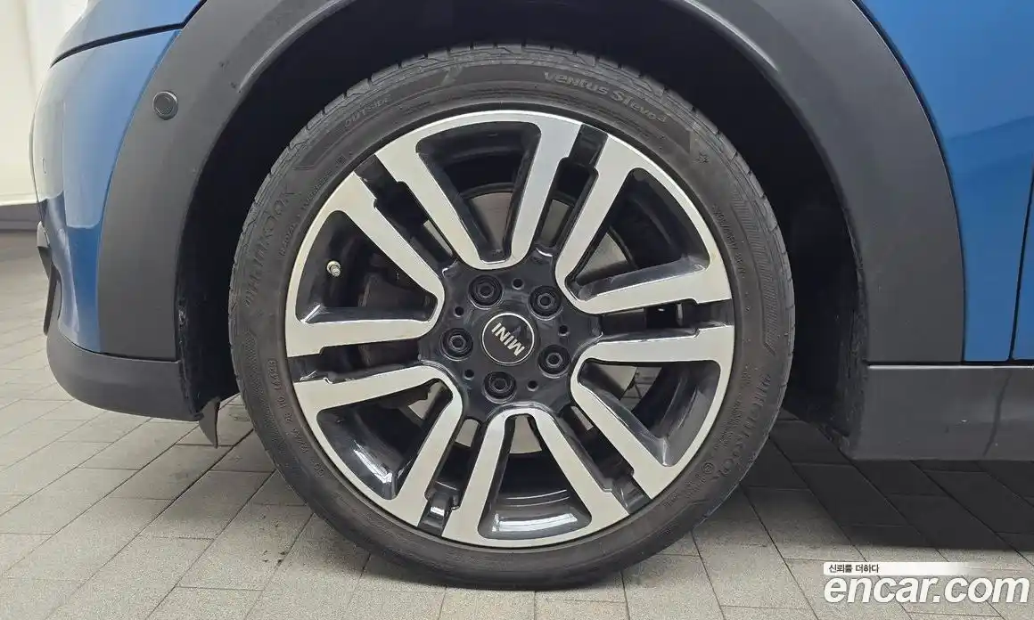 Mini Cooper Convertible 2024 2.0 Автомат в Москве № 471834, фото 5