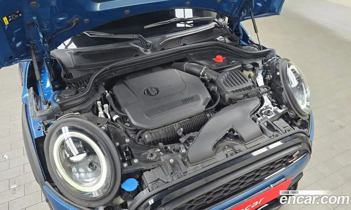 Mini Cooper Convertible 2024 2.0 Автомат в Москве № 471834, фото 6