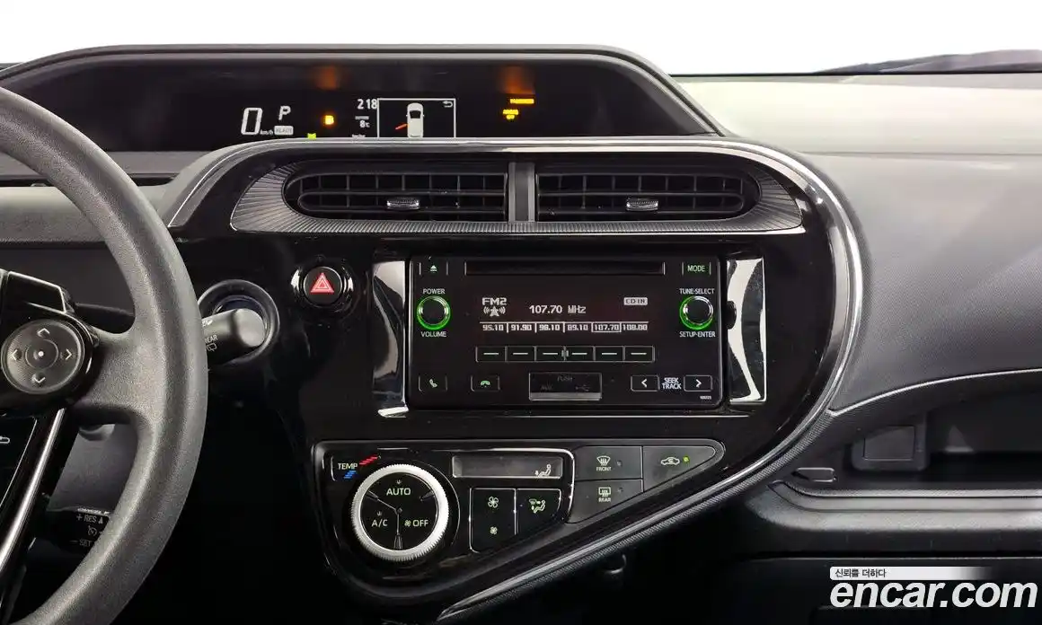 Toyota Prius 2018 1.5 Автомат в Москве № 472995, фото 14