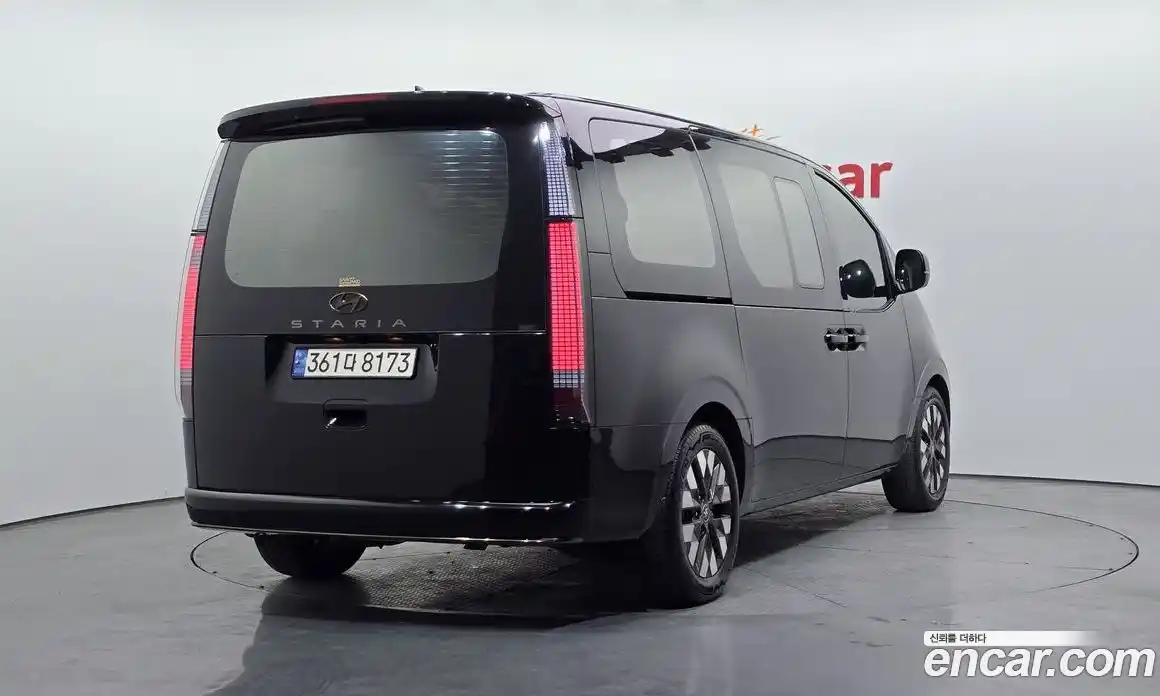 Hyundai Staria 2024 3.5 Автомат в Москве № 47511, фото 13