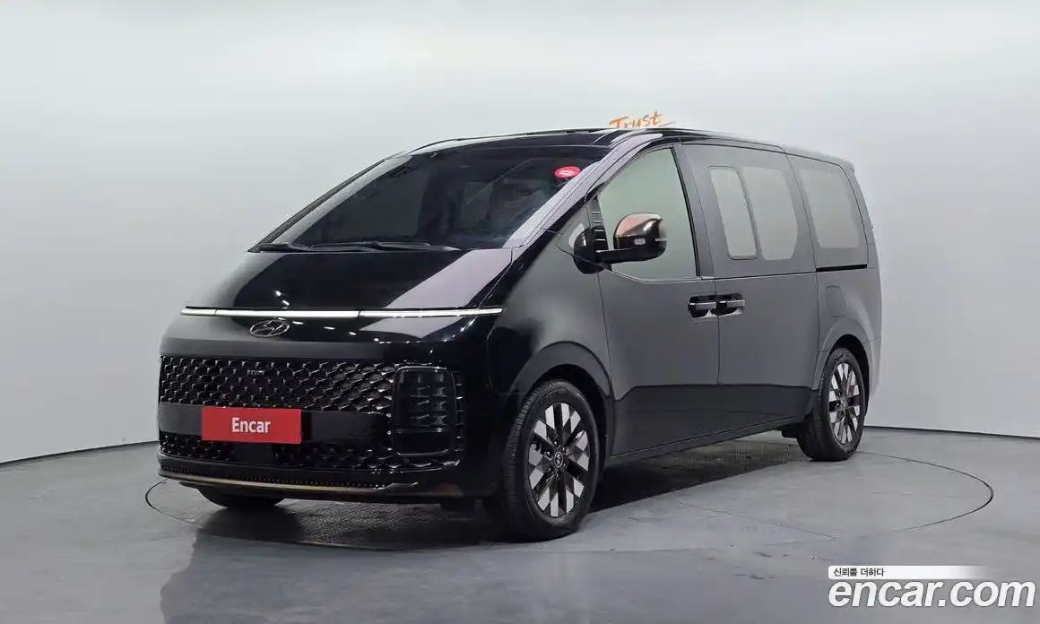 Hyundai Staria 2024 3.5 Автомат в Москве № 47511, фото 4