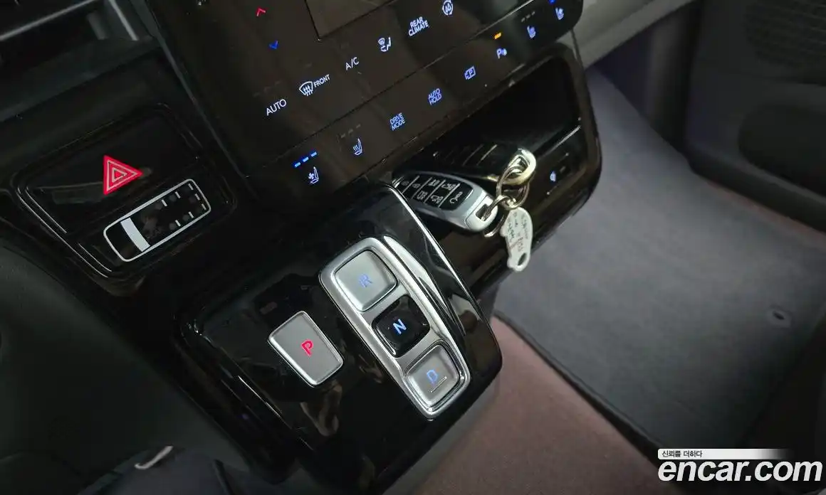 Hyundai Staria 2024 3.5 Автомат в Москве № 47511, фото 10