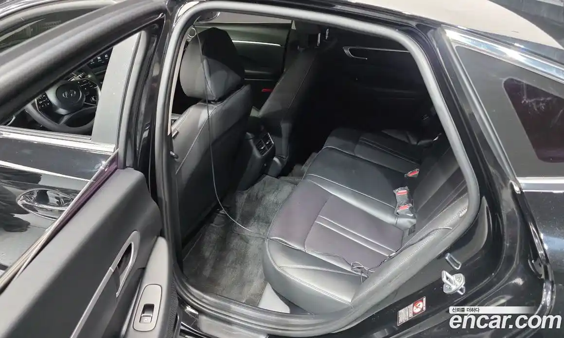 Hyundai Sonata 2020 2.0 Автомат в Москве № 48459, фото 11