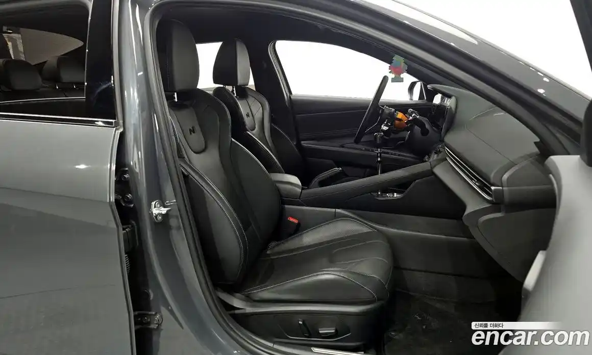 Hyundai Avante 2024 2.0 Механическая в Москве № 50159, фото 6