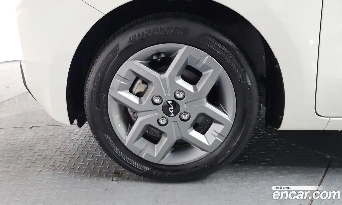 Kia Ray 2023 1.0 Автомат в Москве № 51073, фото 8