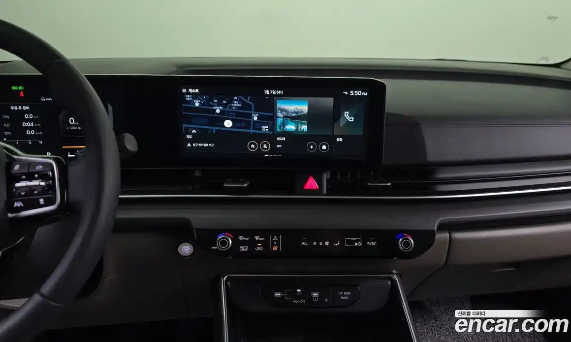 Kia Canival 2025 2.2 Автомат в Москве № 51519, фото 15