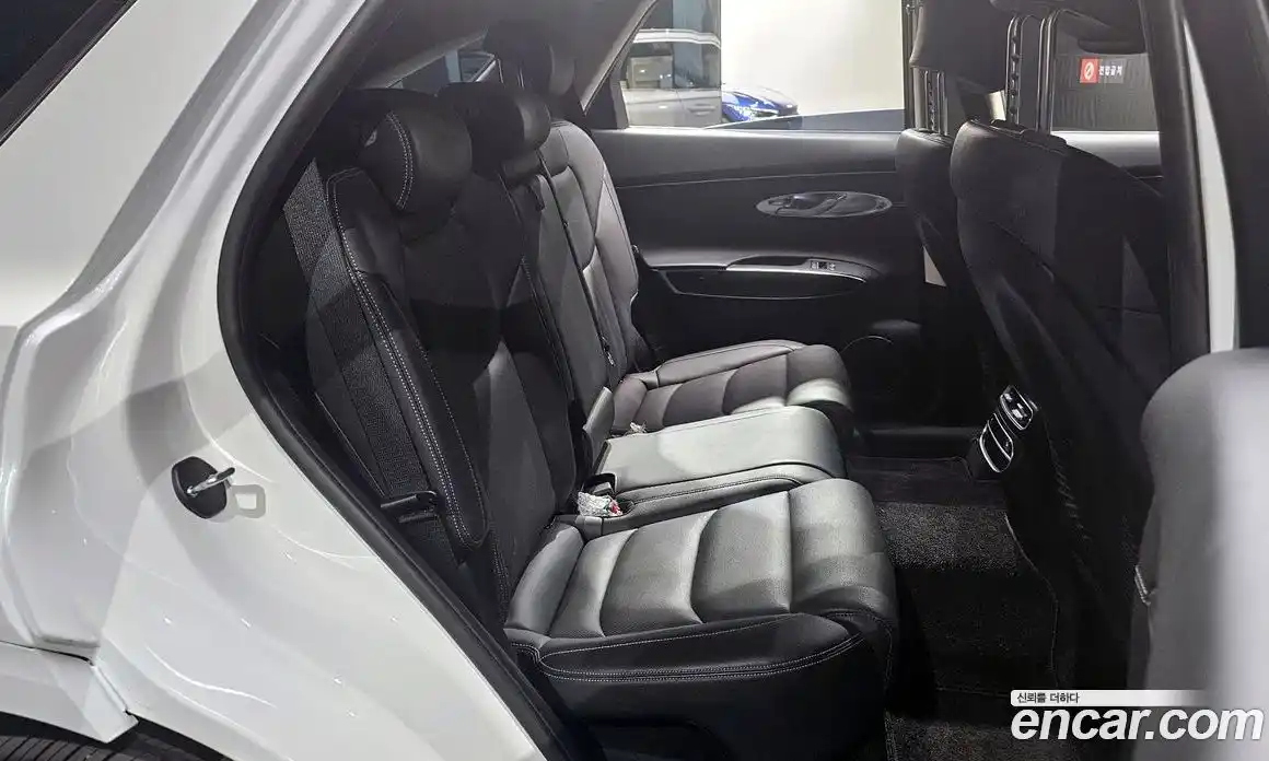 Genesis GV70 2023 2.5 Автомат в Москве № 56354, фото 14