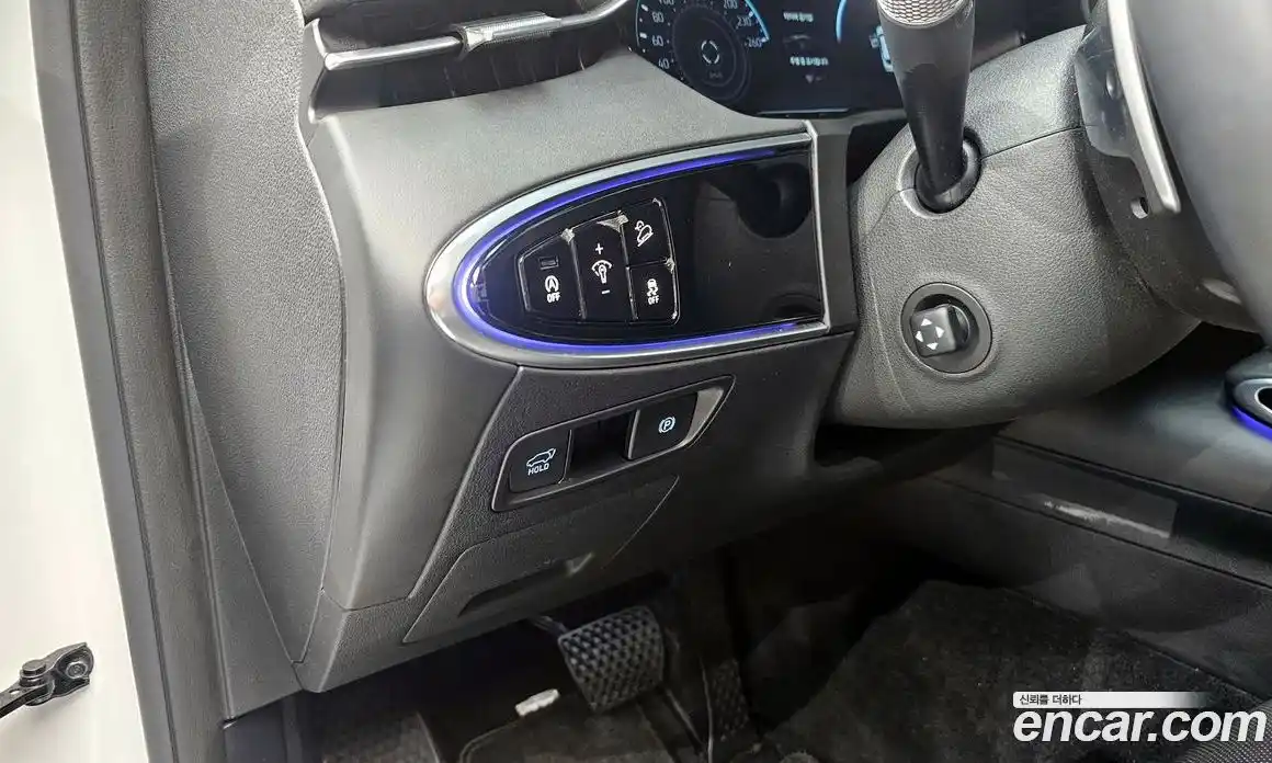 Genesis GV70 2023 2.5 Автомат в Москве № 56354, фото 15