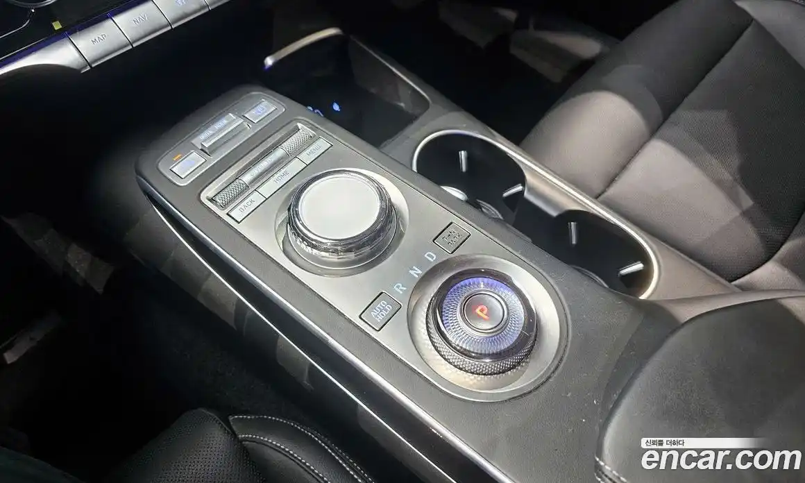 Genesis GV70 2023 2.5 Автомат в Москве № 56354, фото 6