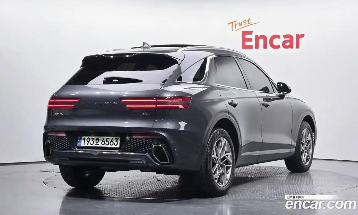 Genesis GV70 2023 2.5 Автомат в Москве № 57908, фото 2