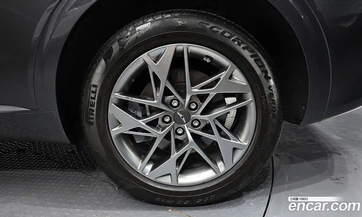 Genesis GV70 2023 2.5 Автомат в Москве № 57908, фото 5