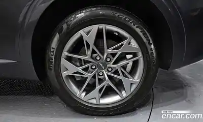 Genesis GV70 2023 2.5 Автомат в Москве № 57908, миниатюра 5