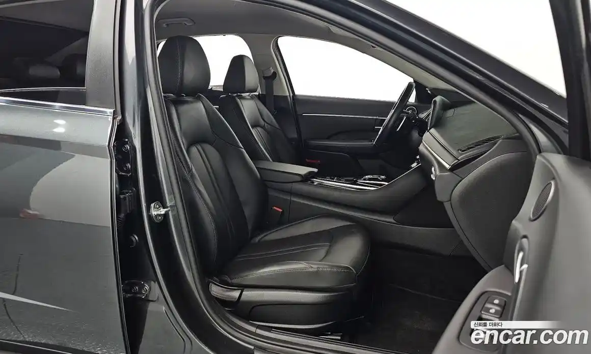 Hyundai Sonata 2021 2.0 Автомат в Москве № 6954, фото 14