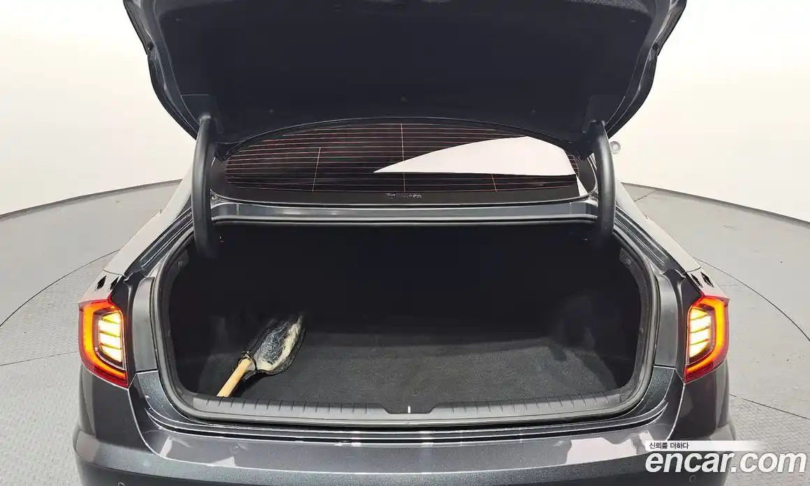 Hyundai Sonata 2021 2.0 Автомат в Москве № 6954, фото 7