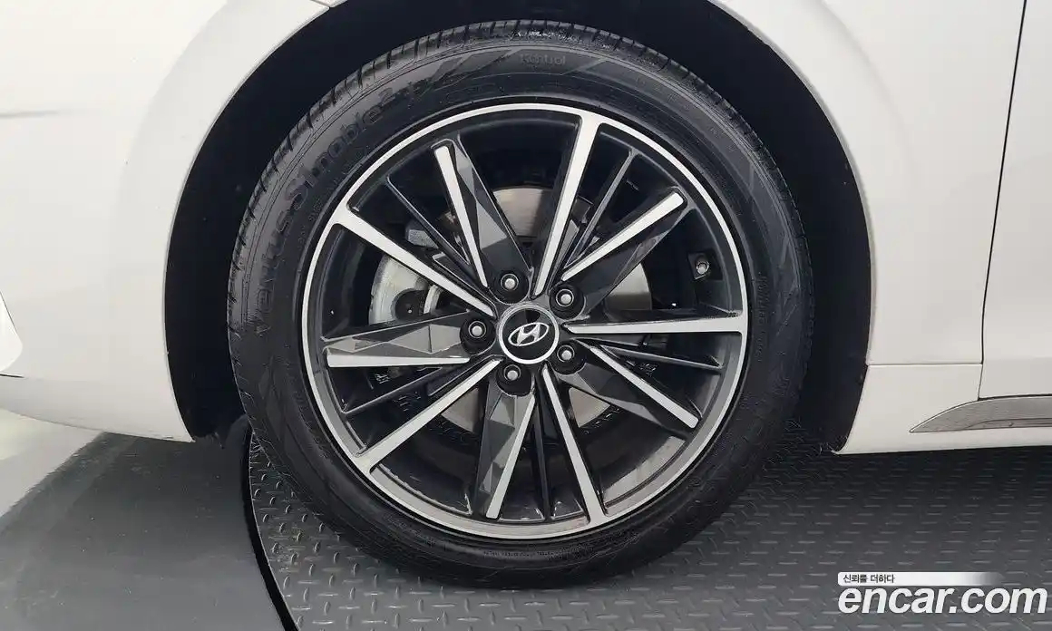 Hyundai Grandeur 2022 2.5 Автомат в Москве № 8419, фото 14