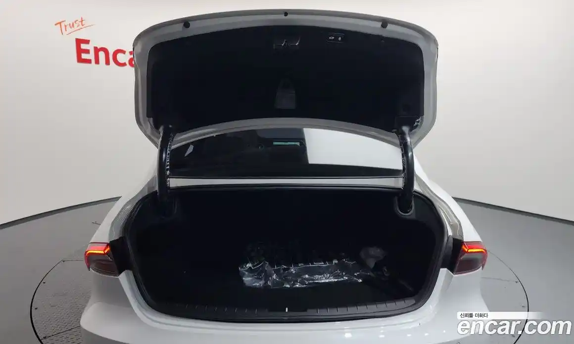 Hyundai Grandeur 2022 2.5 Автомат в Москве № 8419, фото 15