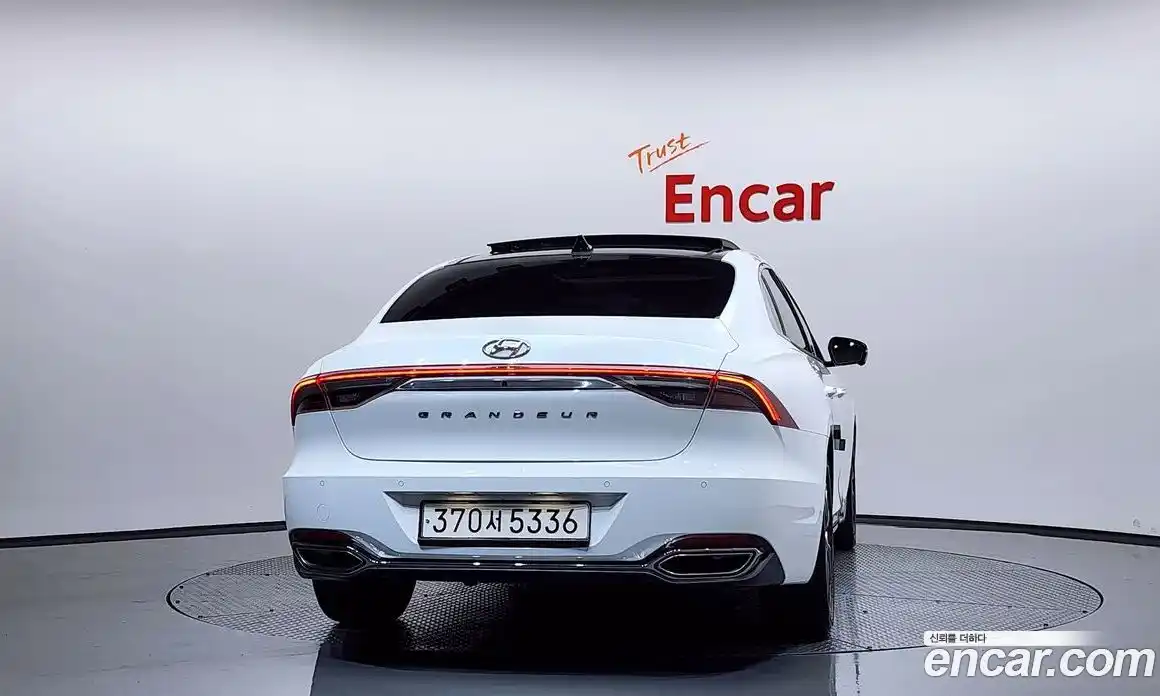 Hyundai Grandeur 2022 2.5 Автомат в Москве № 8419, фото 17