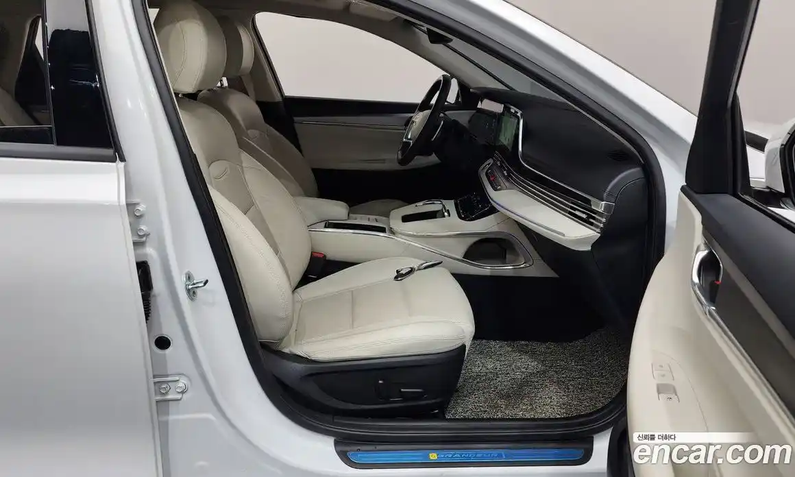 Hyundai Grandeur 2022 2.5 Автомат в Москве № 8419, фото 4