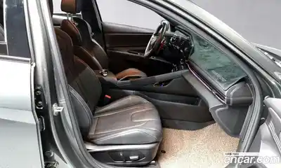 Hyundai Avante 2022 2.0 Автомат в Москве № 89850, миниатюра 11