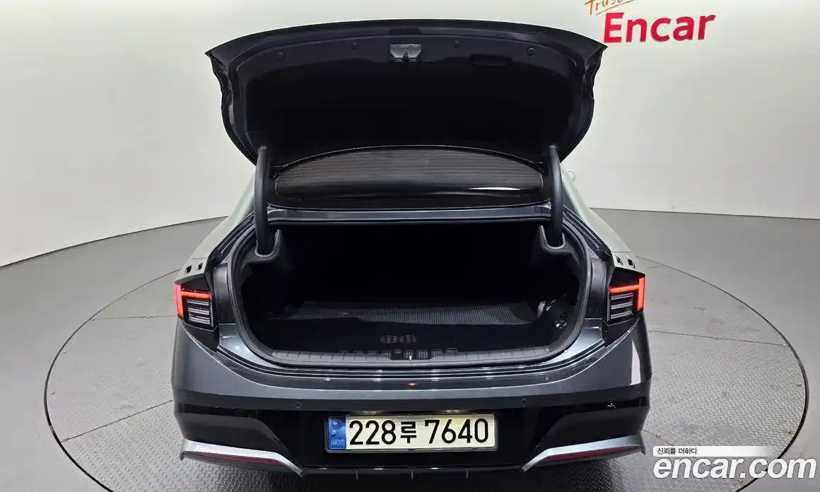 Hyundai Sonata 2024 2.0 Автомат в Москве № 90257, фото 13