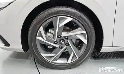 Hyundai Avante 2024 1.6 Автомат в Москве № 9295, миниатюра 8