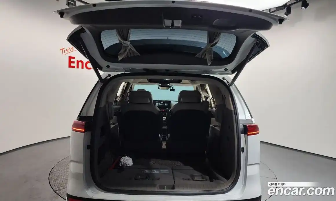 Kia Canival 2022 2.2 Автомат в Москве № 95787, фото 12