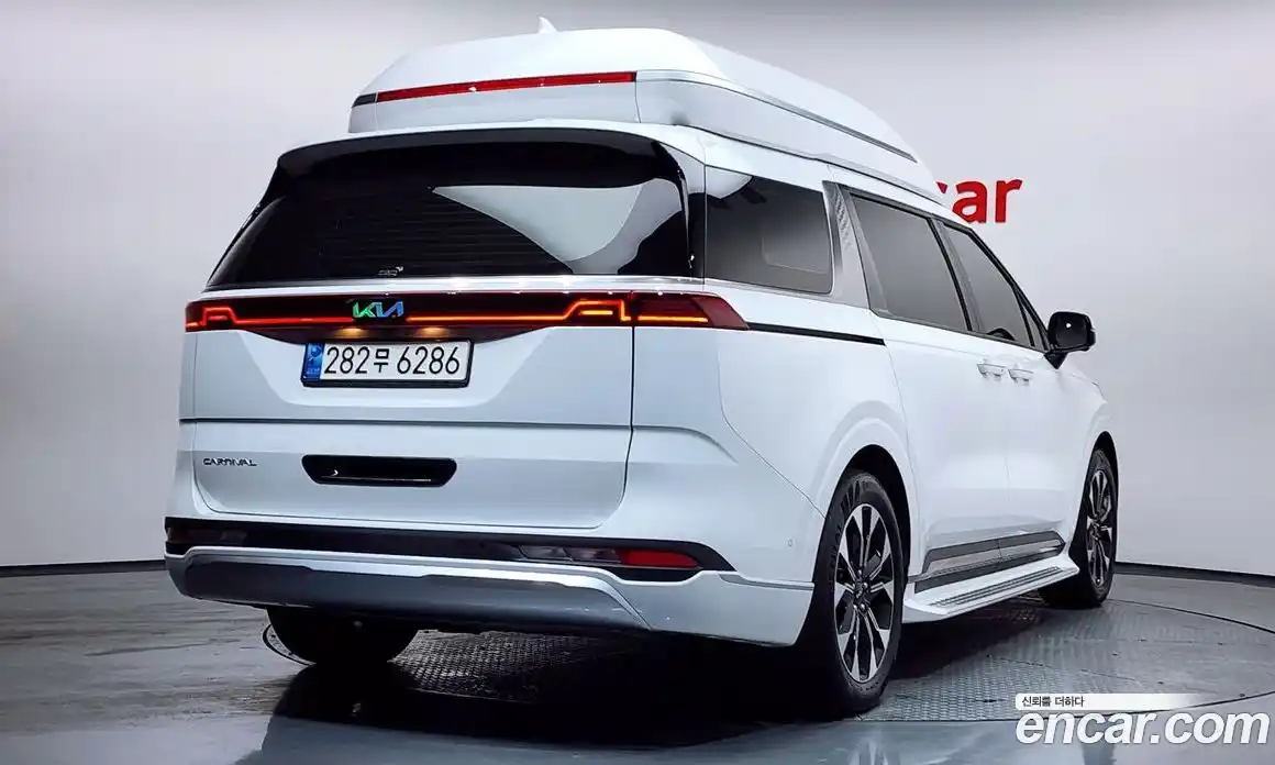 Kia Canival 2022 2.2 Автомат в Москве № 95787, фото 16